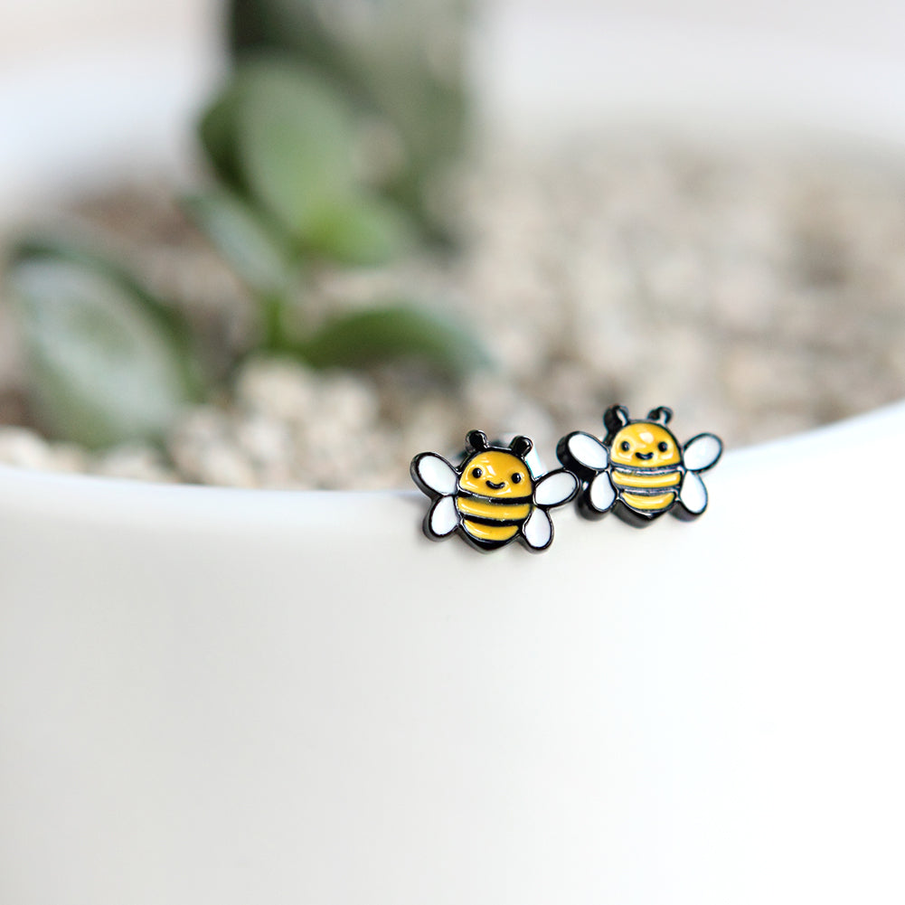 Honeybee_Tiny Black Coated earrings for Girls