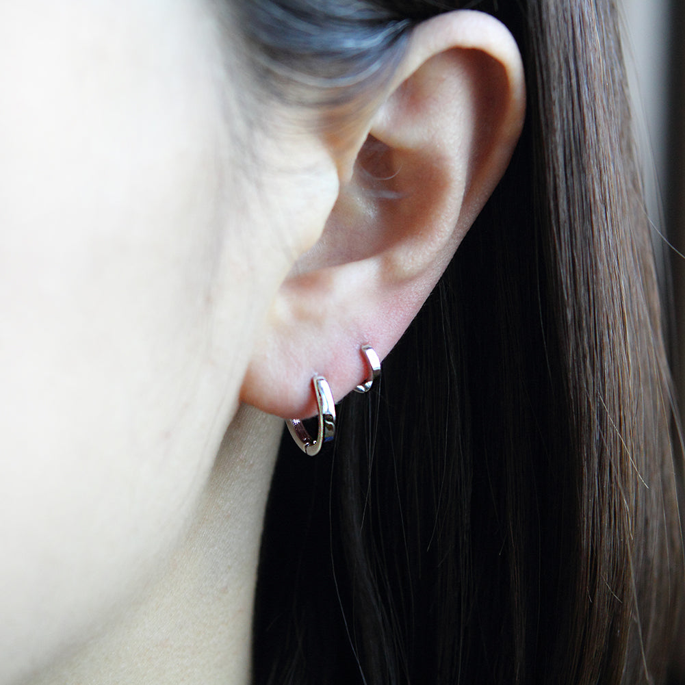 8 mm_ Plain Huggie Hoop Earrings 14K Gold Plated