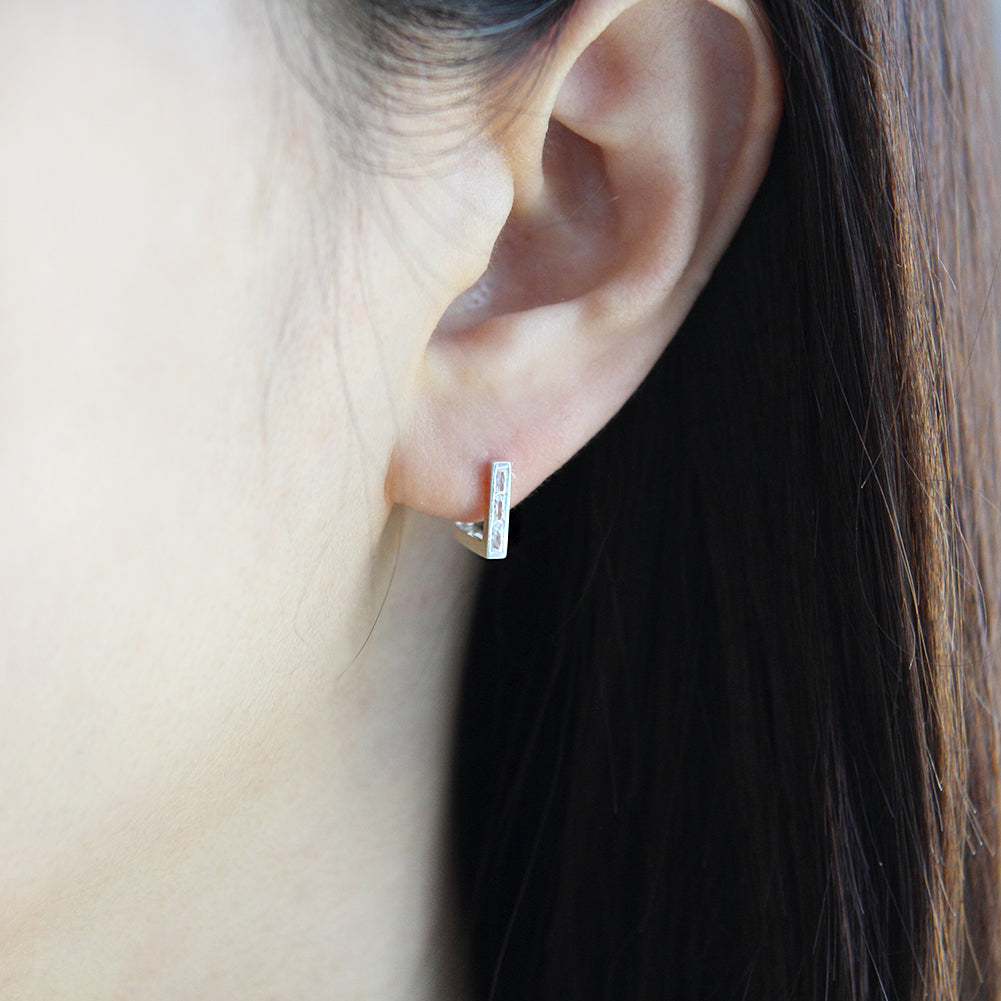 Square Huggie Hoop Earrings in 925 Sterling Silver