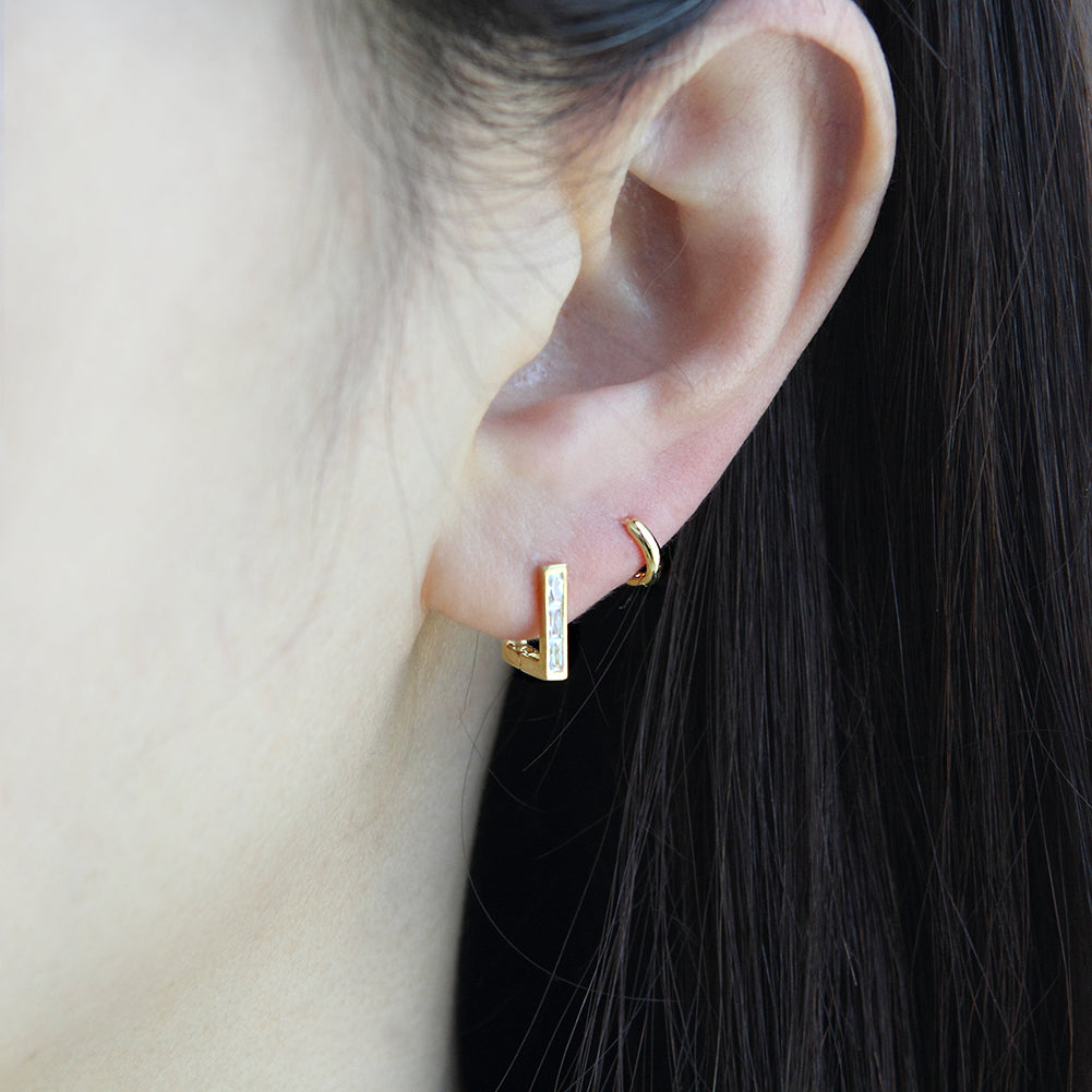 Square Huggie Hoop Earrings in 925 Sterling Silver