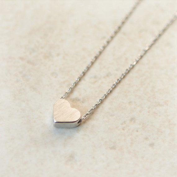 Back to the Basic- Heart Necklace in silver