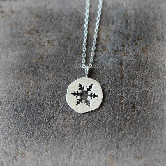 Cutout Snowflake Necklace
