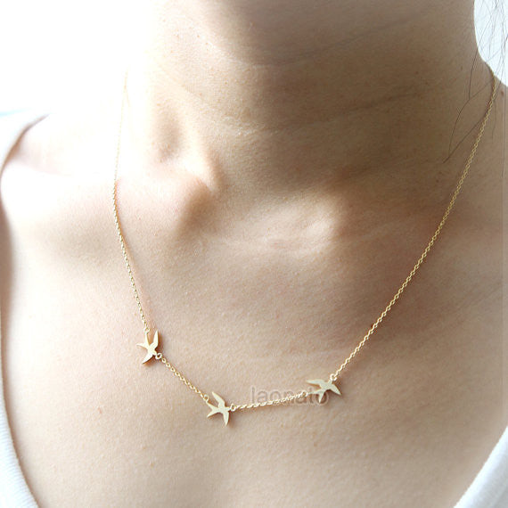 Bird necklace deals