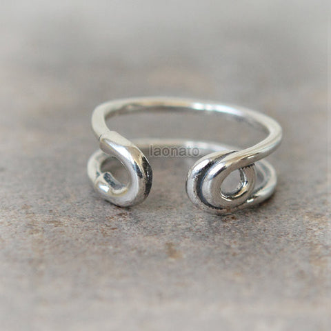 Tiara Ring in sterling silver