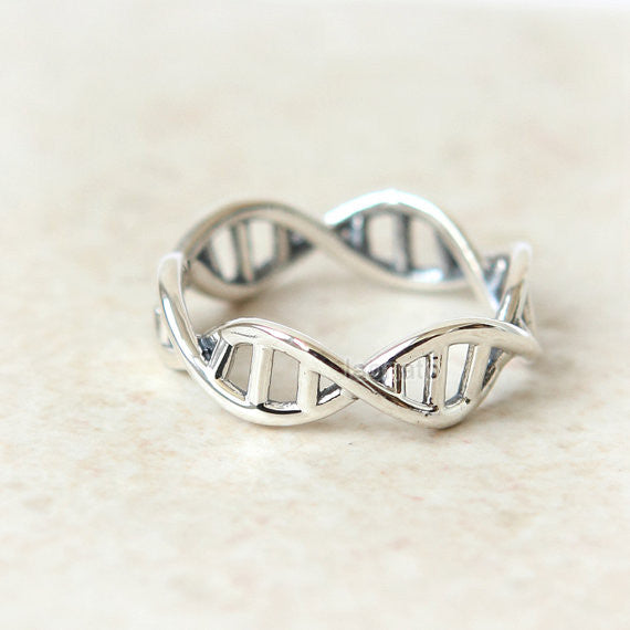 DNA Ring in 925 sterling silver