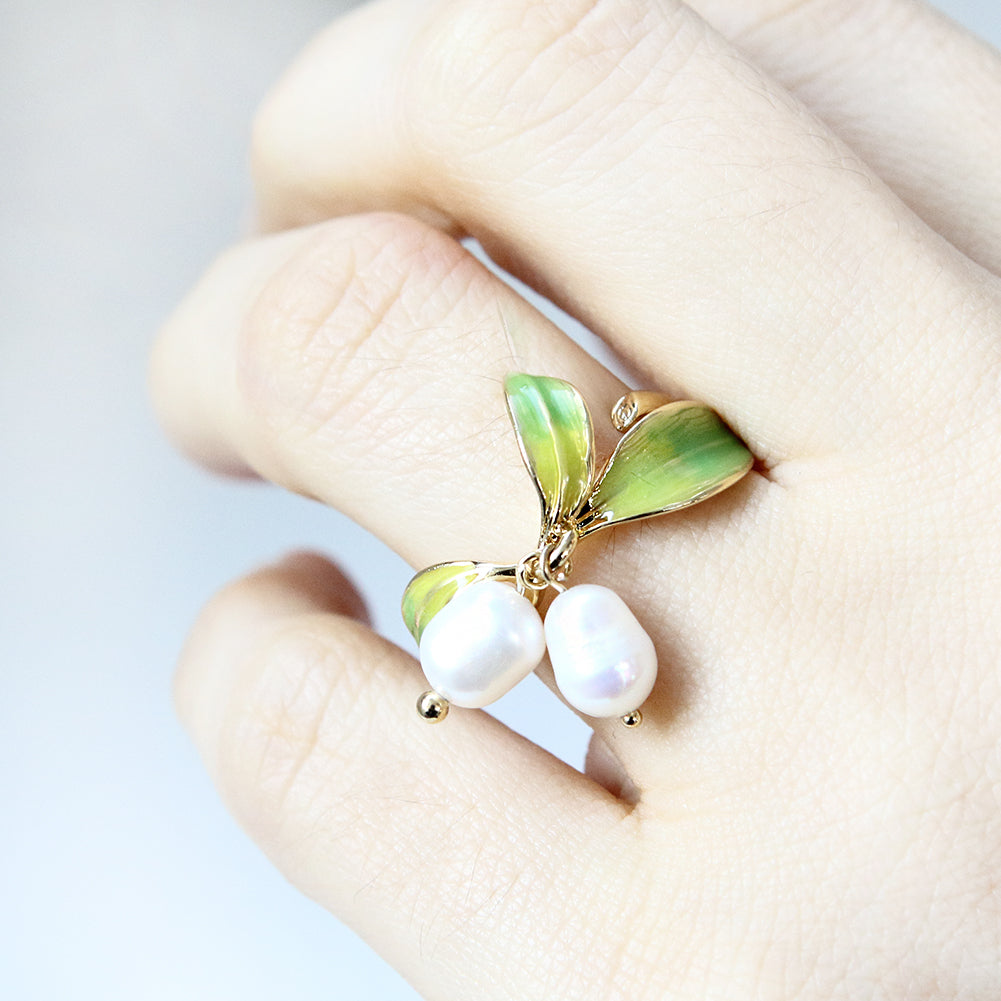 Leaves and Pearls Adjustable Ring