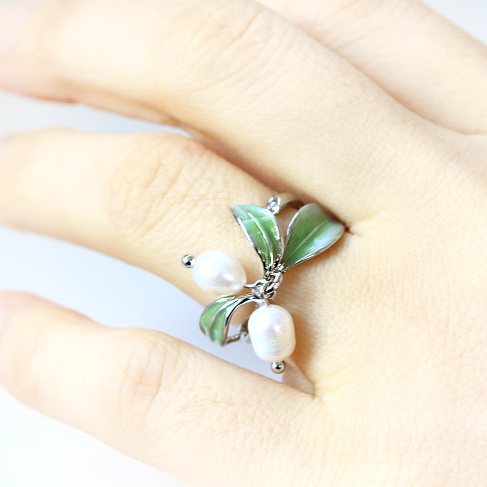 Leaves and Pearls Adjustable Ring