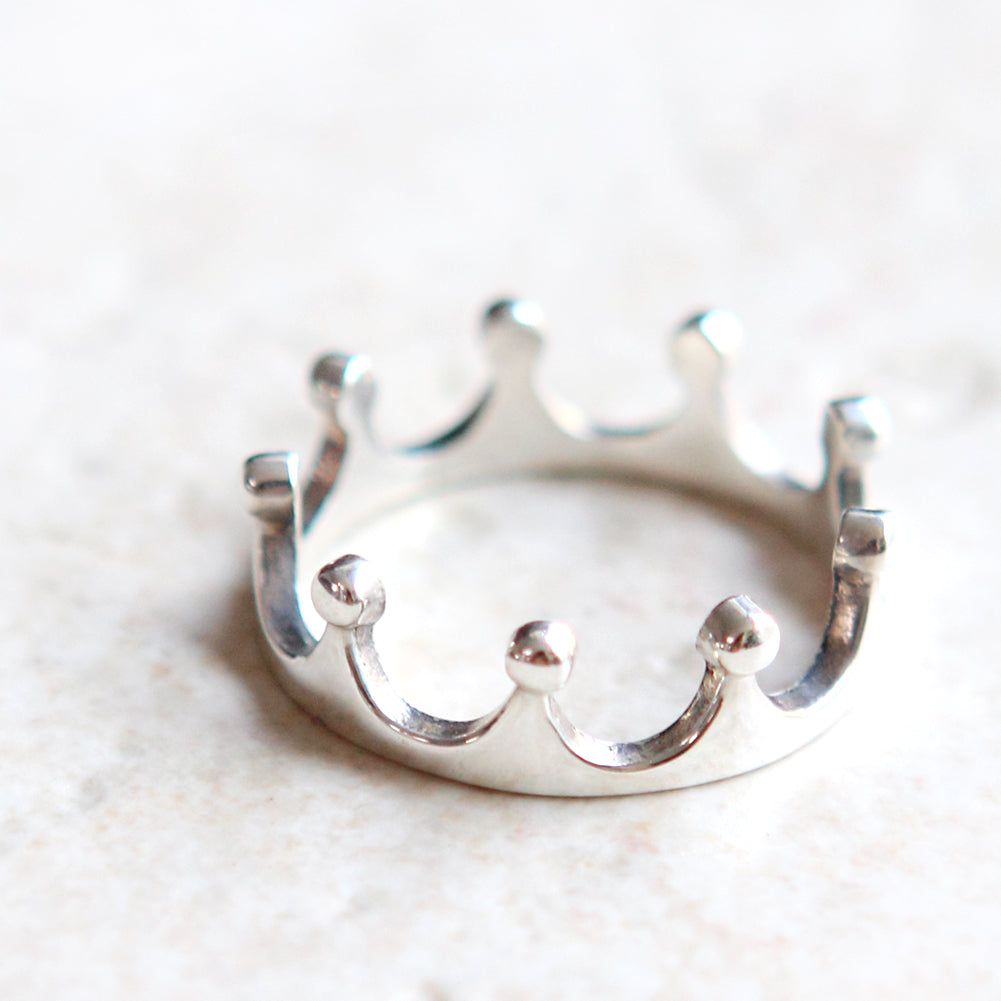 SILVER QUEEN CROWN RING – For Ya