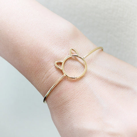 Knot Bangle / Love Knot bracelet