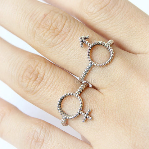Crescent Moon and Star Twisted Roped Ring