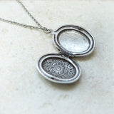 Antique style Oval Locket Necklace with leaves pattern