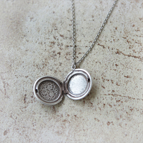 Little flower round Locket Necklace