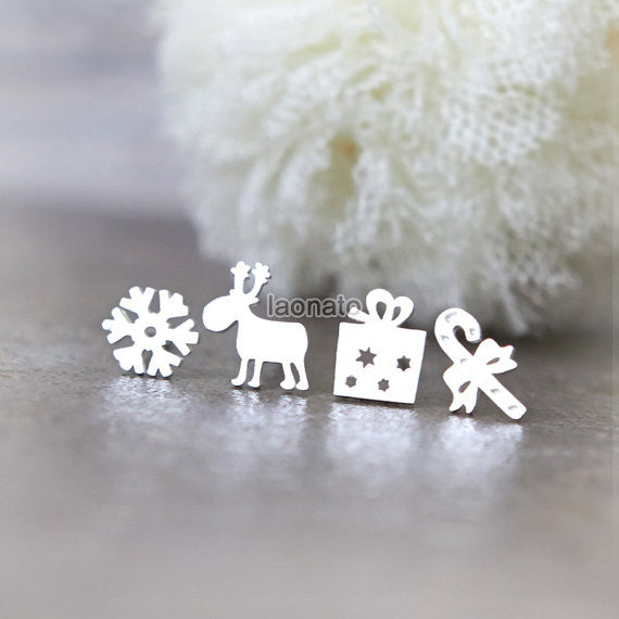 Holiday studs / set of 4 pieces