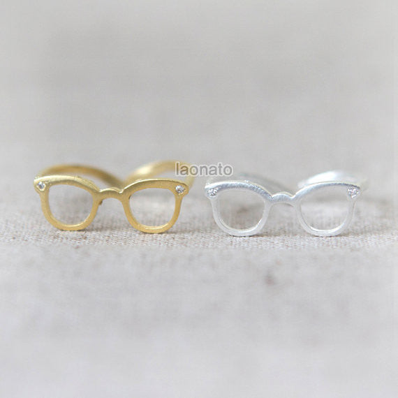 Geek Chic Glasses Ring