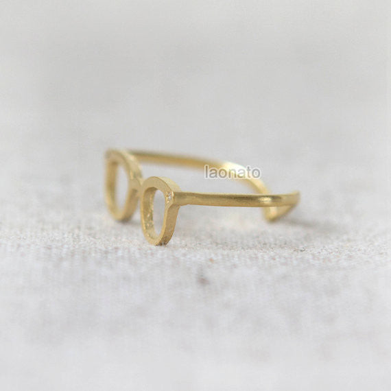 Geek Chic Glasses Ring