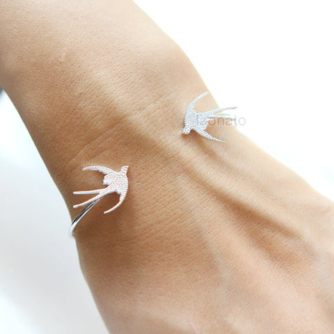 Knot Bangle / Love Knot bracelet