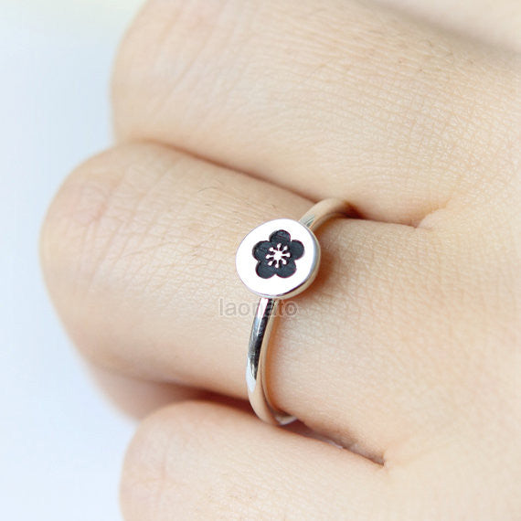 Flower Icon Ring in 925 sterling silver / rose, daisy, cherry blossoms